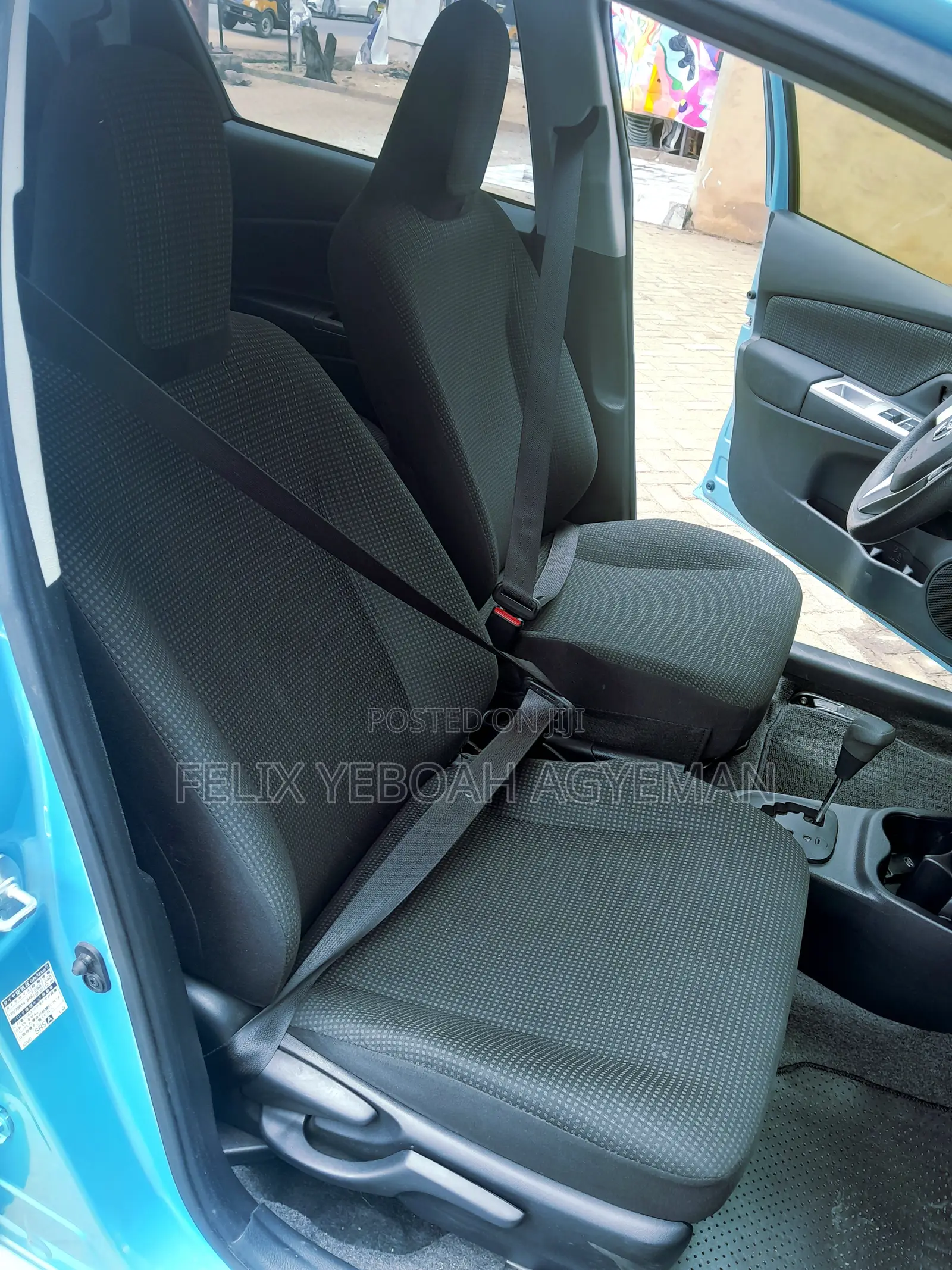 Toyota Vitz 1.3 FWD 5dr 2015 Blue