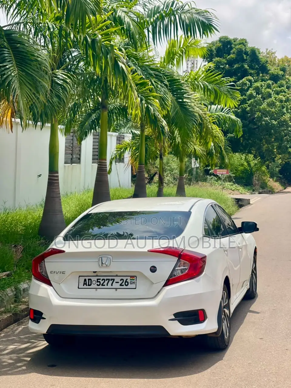 Honda Civic EX-L 4dr Sedan (1.5L 4cyl) 2017 White