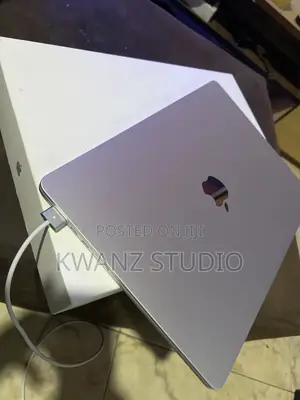 New Laptop Apple MacBook Air 16GB Apple M5 SSD 512GB