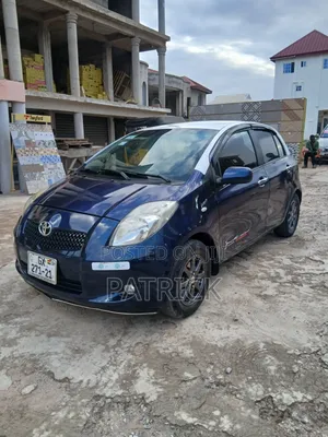 Toyota Vitz 2010 Blue