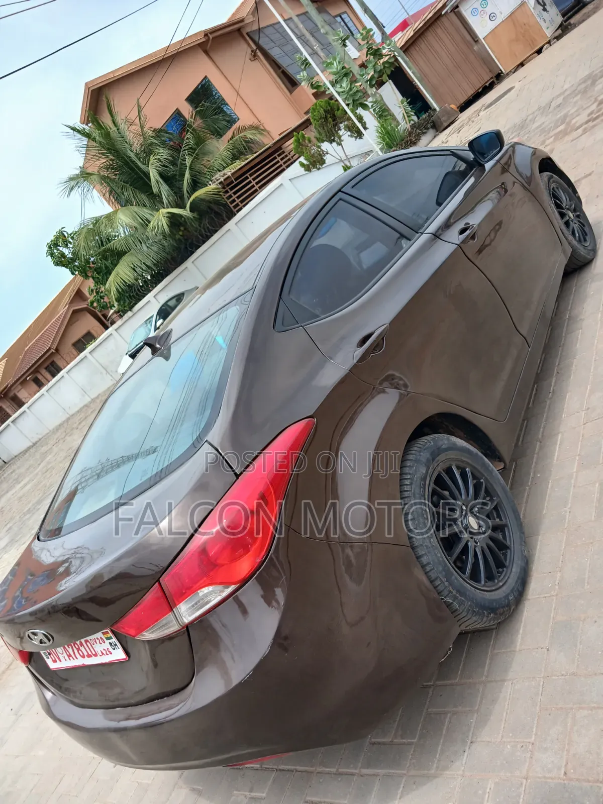Hyundai Elantra 2012 Brown