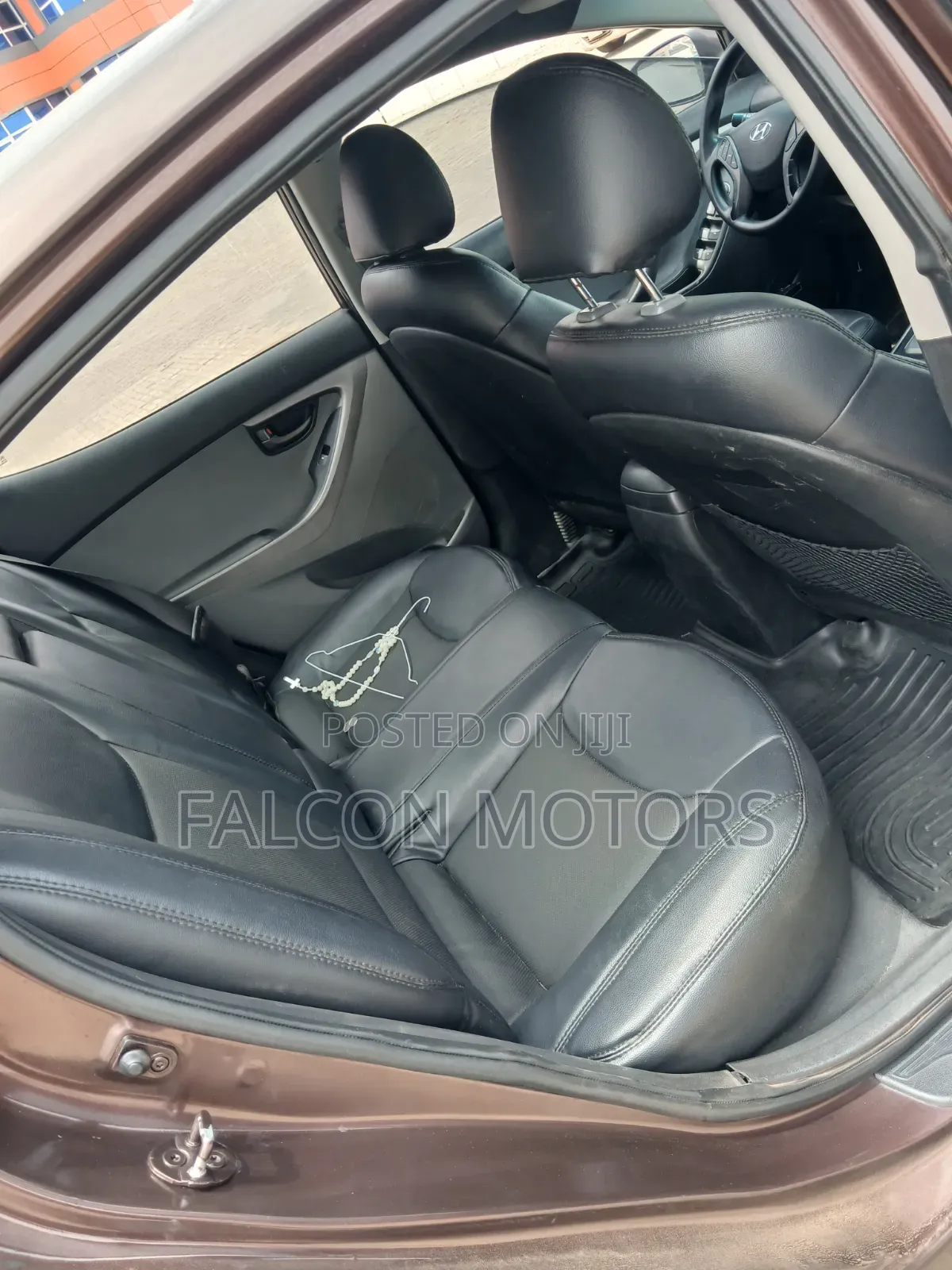 Hyundai Elantra 2012 Brown