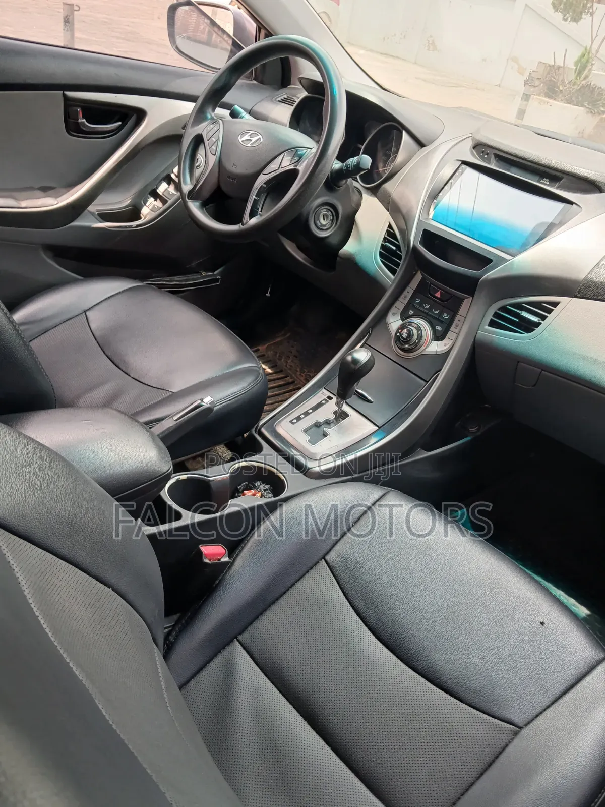 Hyundai Elantra 2012 Brown
