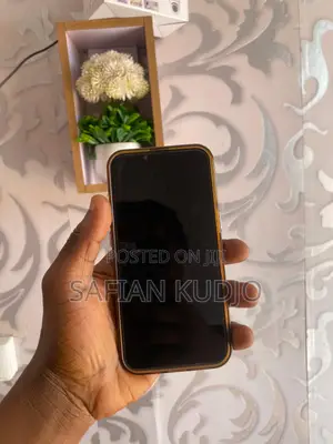 Apple iPhone 13 128 GB Black