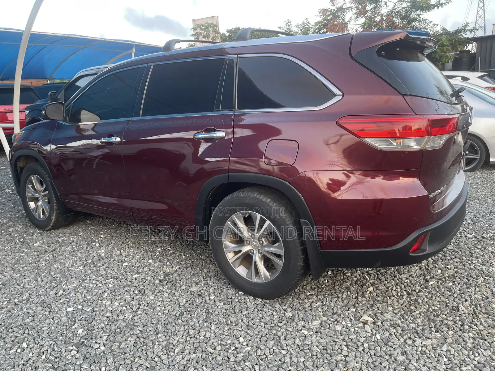 Toyota Highlander LE 4x2 (2.7L 4cyl 6A) 2016 Red