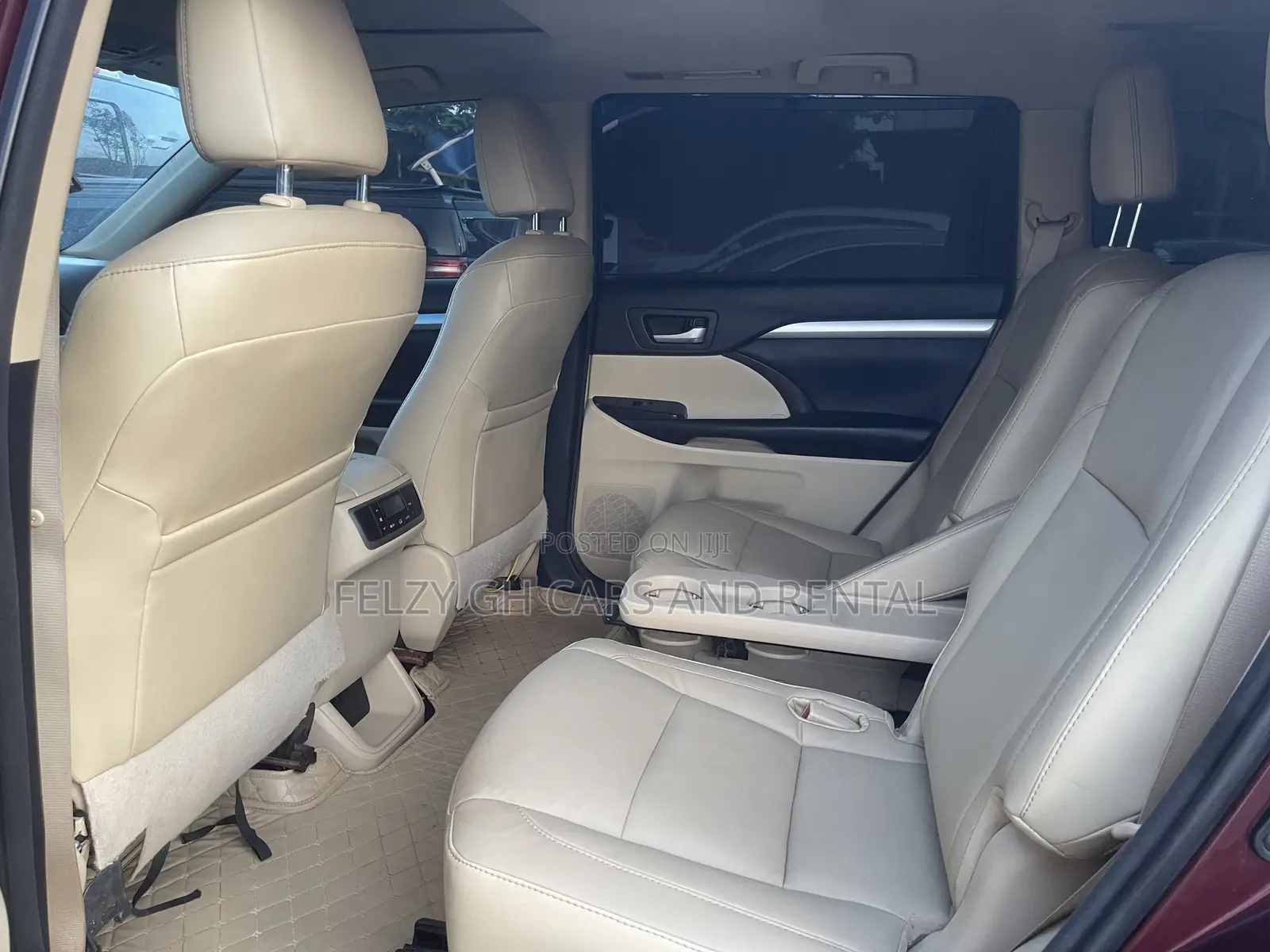 Toyota Highlander LE 4x2 (2.7L 4cyl 6A) 2016 Red