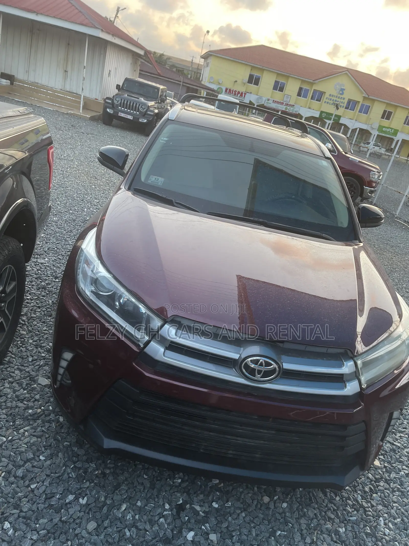 Toyota Highlander LE 4x2 (2.7L 4cyl 6A) 2016 Red