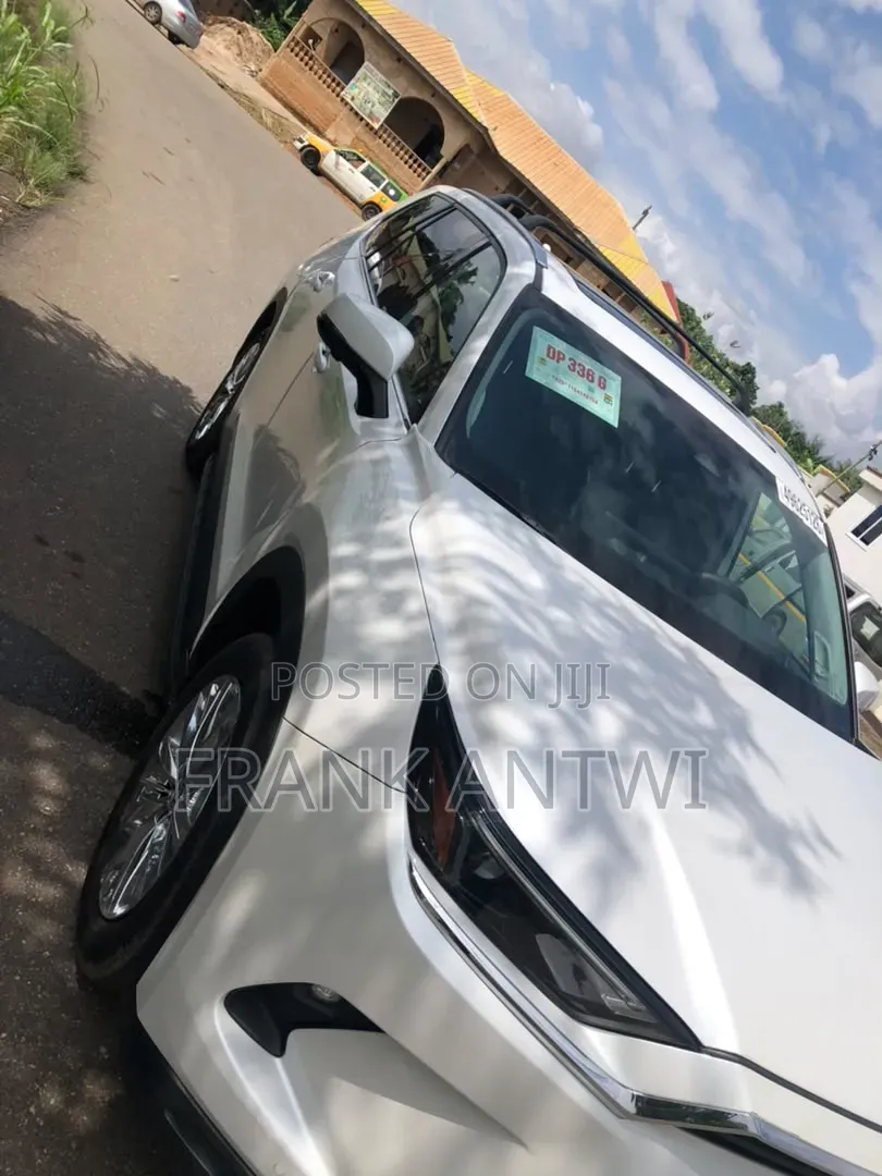 Toyota Grand Highlander 2024 White