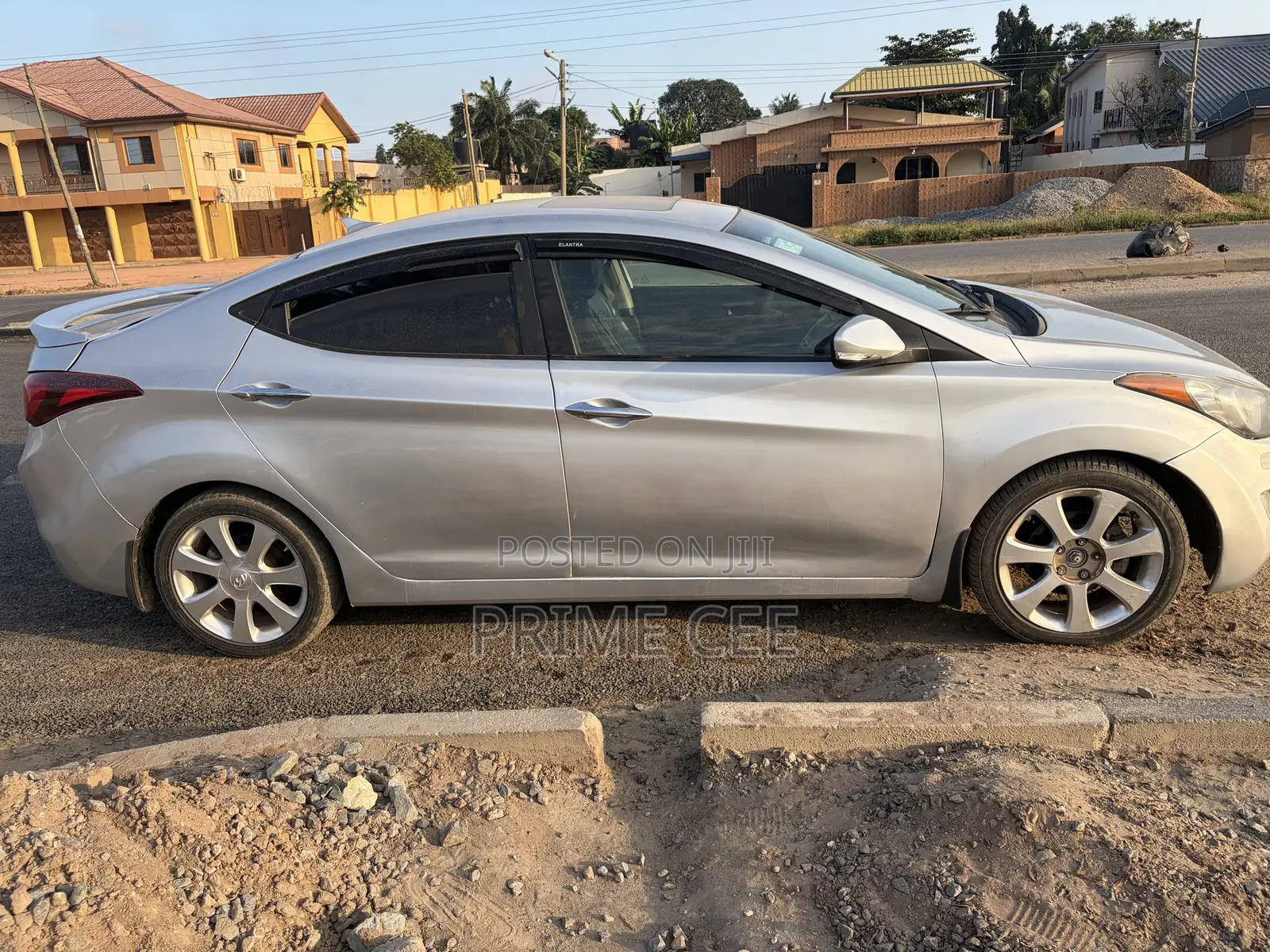 Hyundai Elantra 2013 Silver