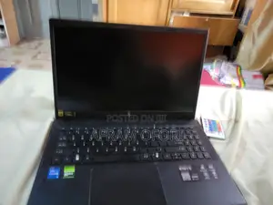 New Laptop Acer Nitro V 15 16GB Intel Core i5 SSD 512GB