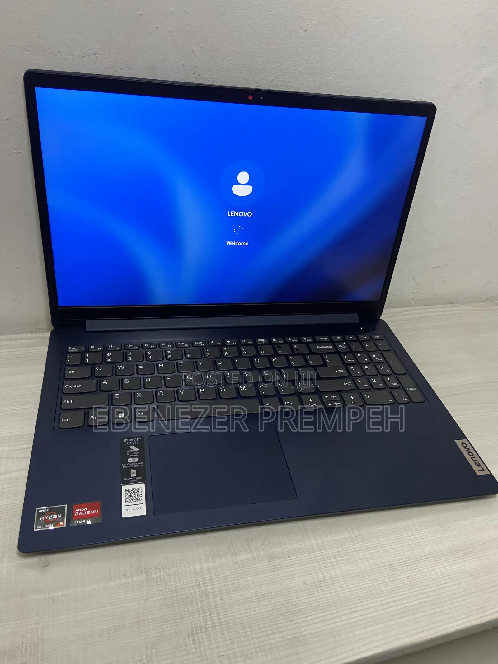 Laptop Lenovo IdeaPad 1 8GB AMD Ryzen 5 SSD 256GB