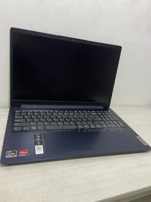 Laptop Lenovo IdeaPad 1 8GB AMD Ryzen 5 SSD 256GB