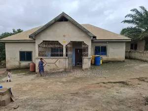 4bdrm House in Sokoban Ampabame, Kumasi Metropolitan for sale