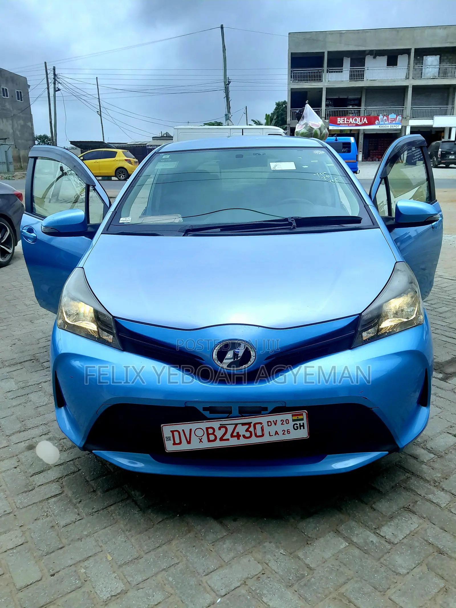 Toyota Vitz 1.3 FWD 5dr 2015 Blue