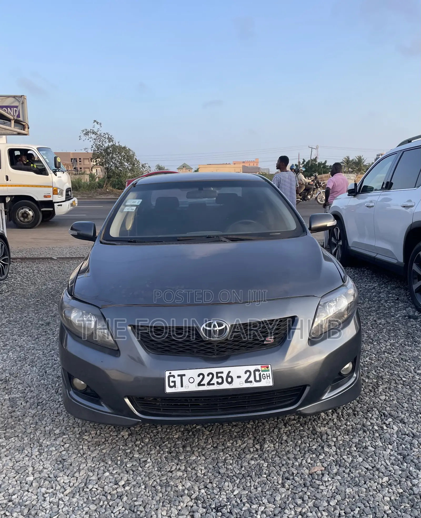 Toyota Corolla S 4dr Sedan (1.8L 4cyl 4A) 2013 Gray