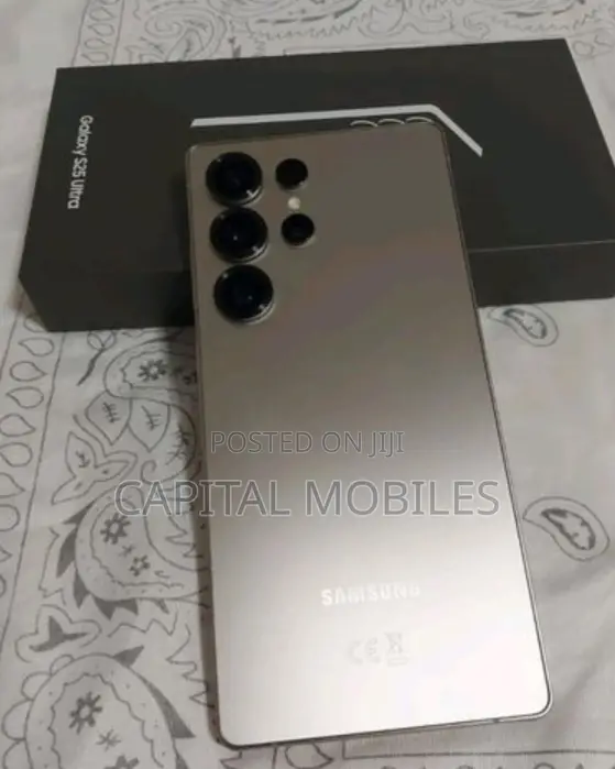 New Samsung Galaxy S25 Ultra 1 TB Gold