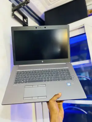 Laptop HP ZBook 17 16GB Intel Core i7 SSD 512GB