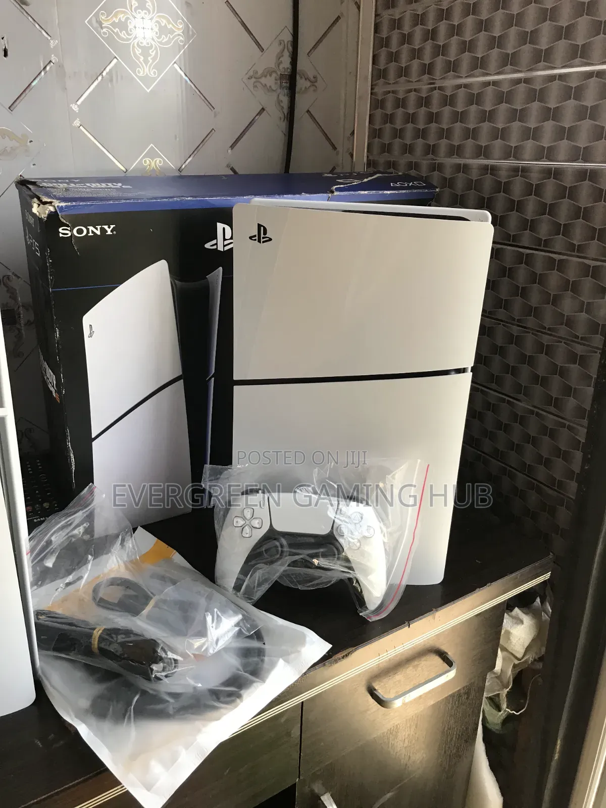 Ps5 Slim Digital Fresh in Box