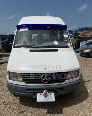 Mercedes-Benz Sprinter 1999 White