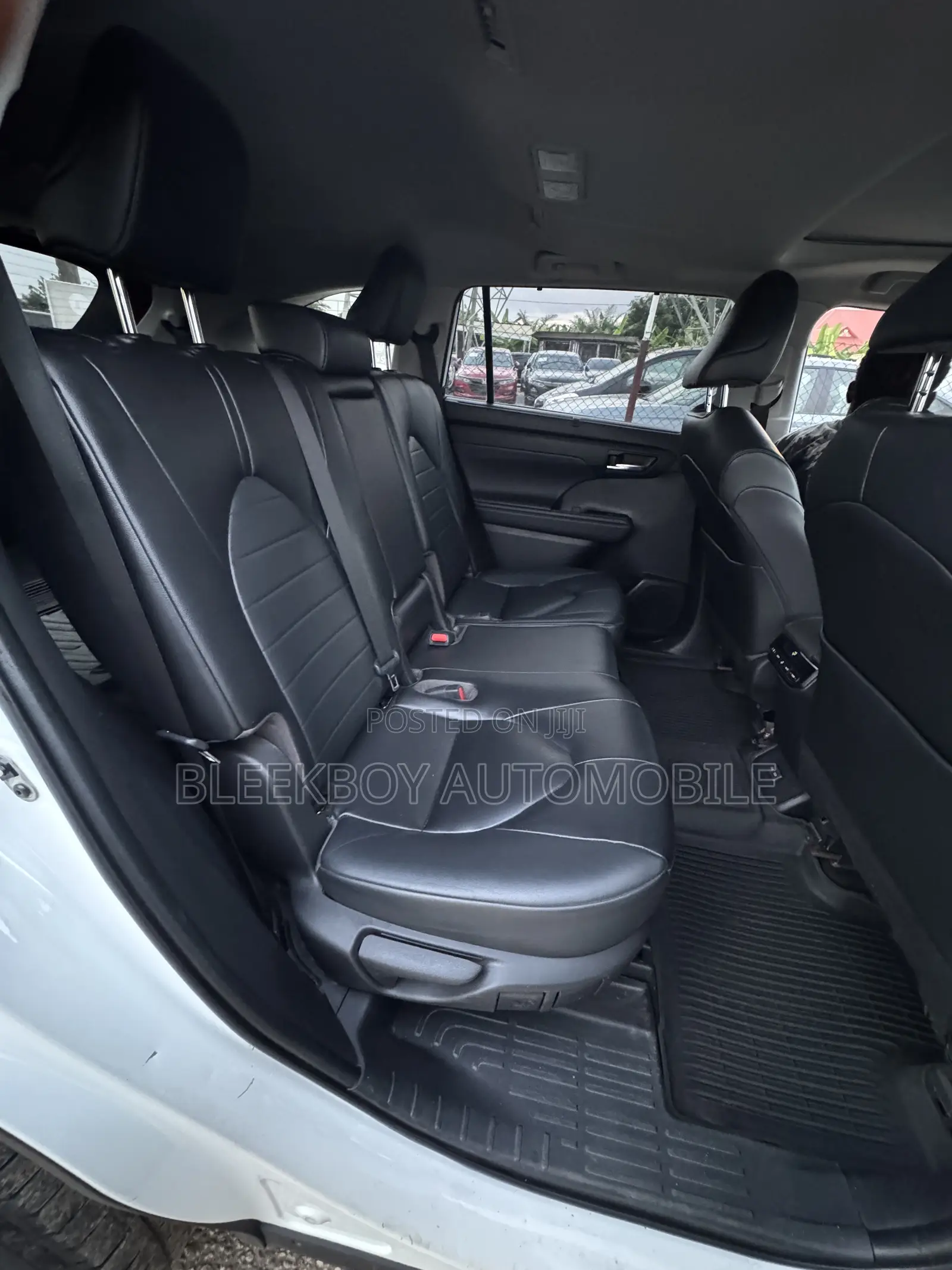 Toyota Highlander Platinum AWD 2023 White