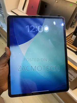 Apple iPad Pro 12.9 (2020) 128 GB Gray