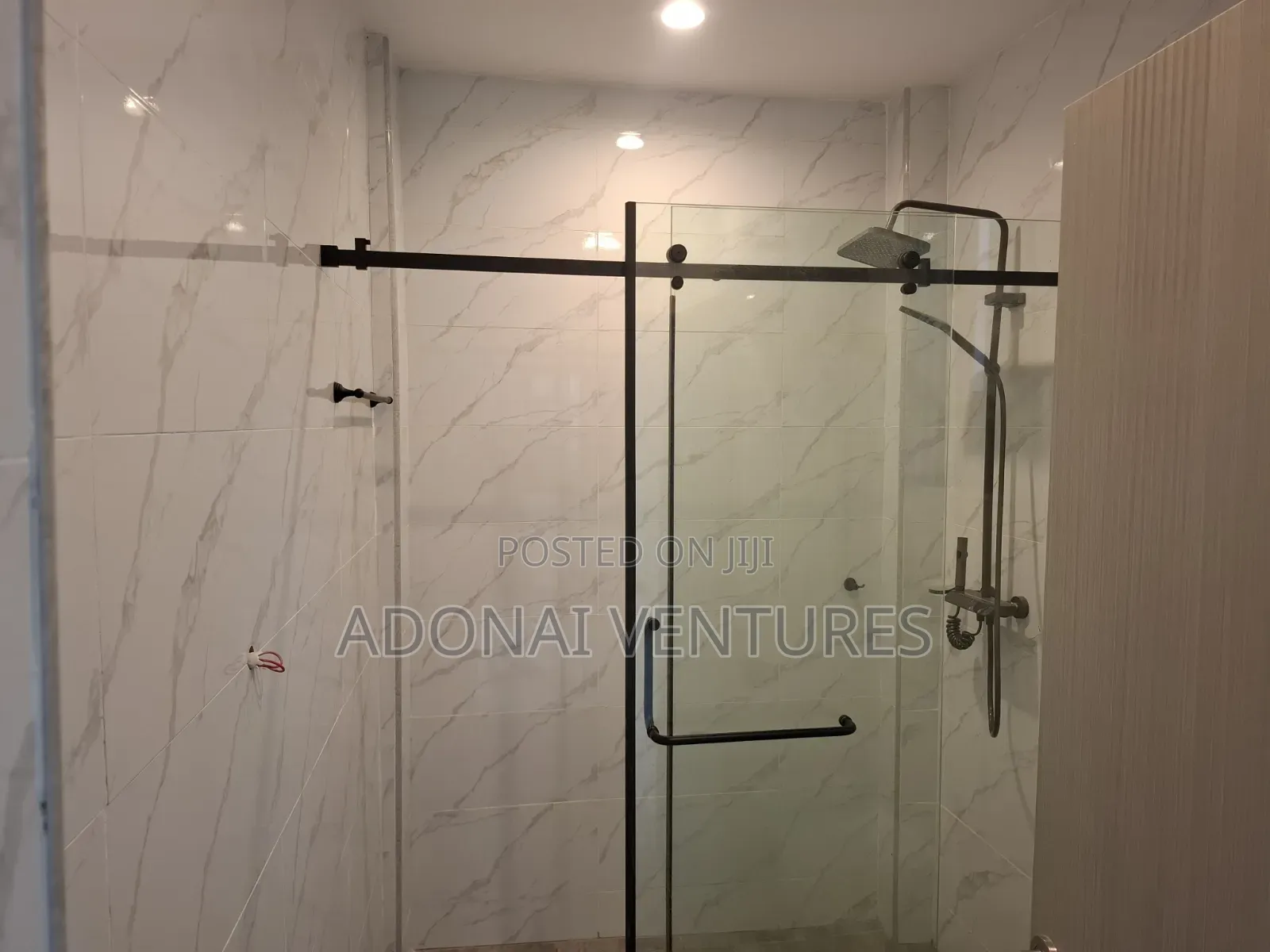 4bdrm House in Atasomanso, Kumasi Metropolitan for sale