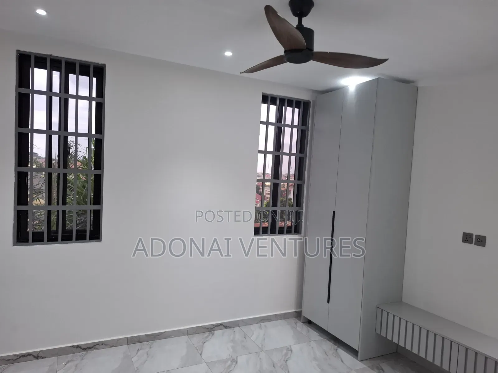 4bdrm House in Atasomanso, Kumasi Metropolitan for sale