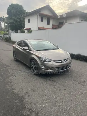 Hyundai Elantra 2015 Silver