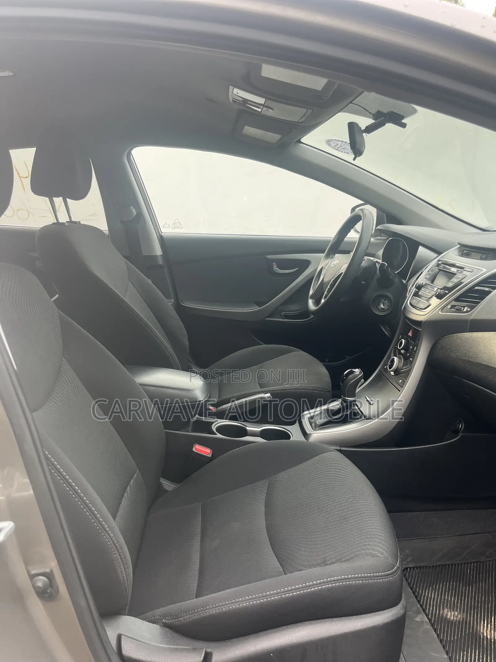 Hyundai Elantra 2015 Silver