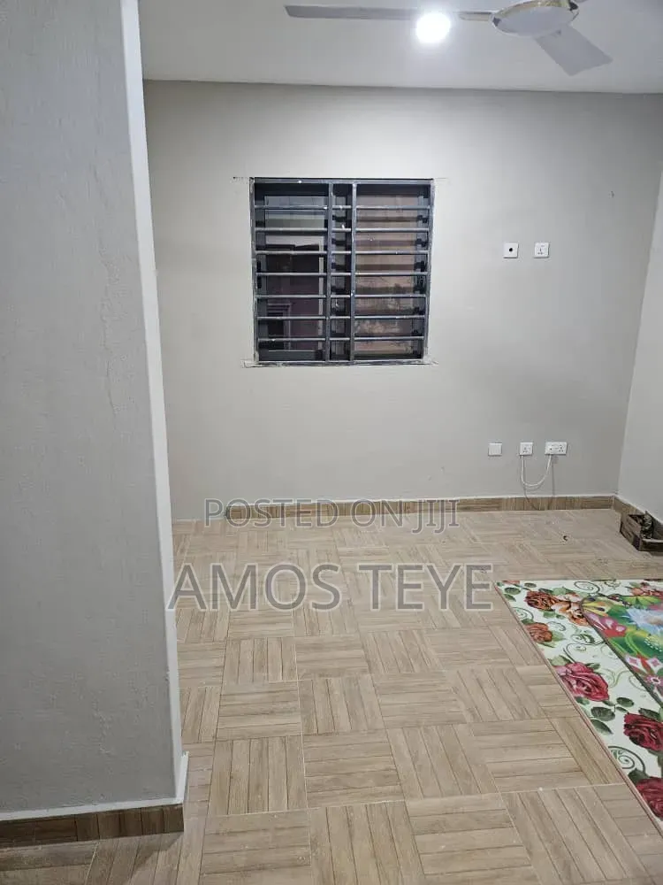 Furnished 3bdrm House in J4 Mini House, Amasaman for rent