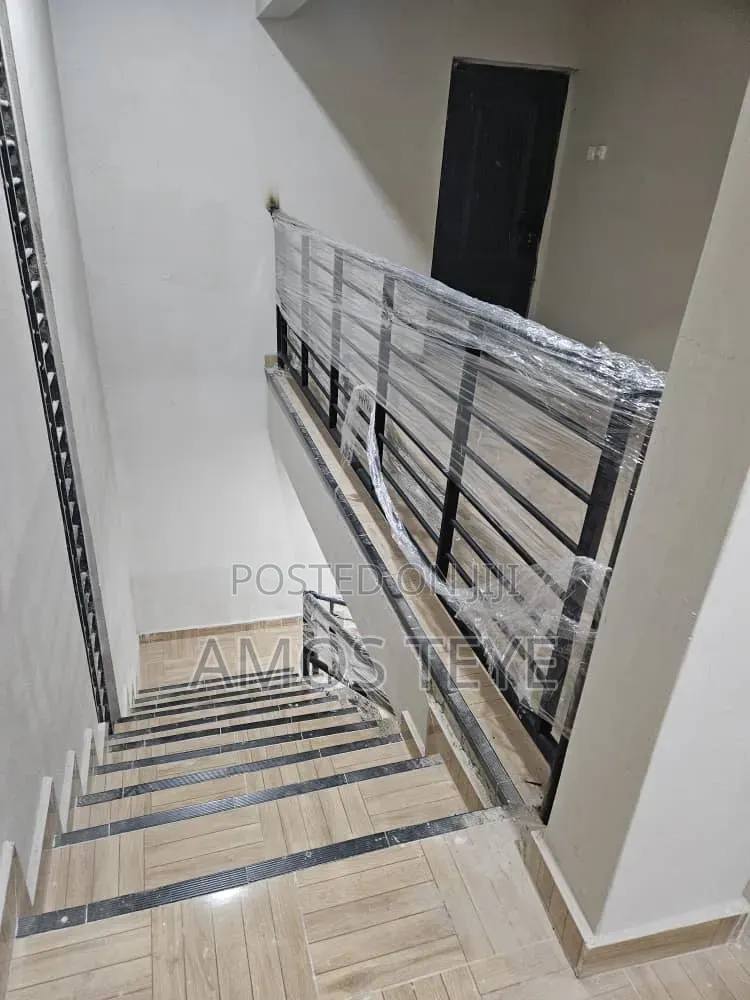 Furnished 3bdrm House in J4 Mini House, Amasaman for rent
