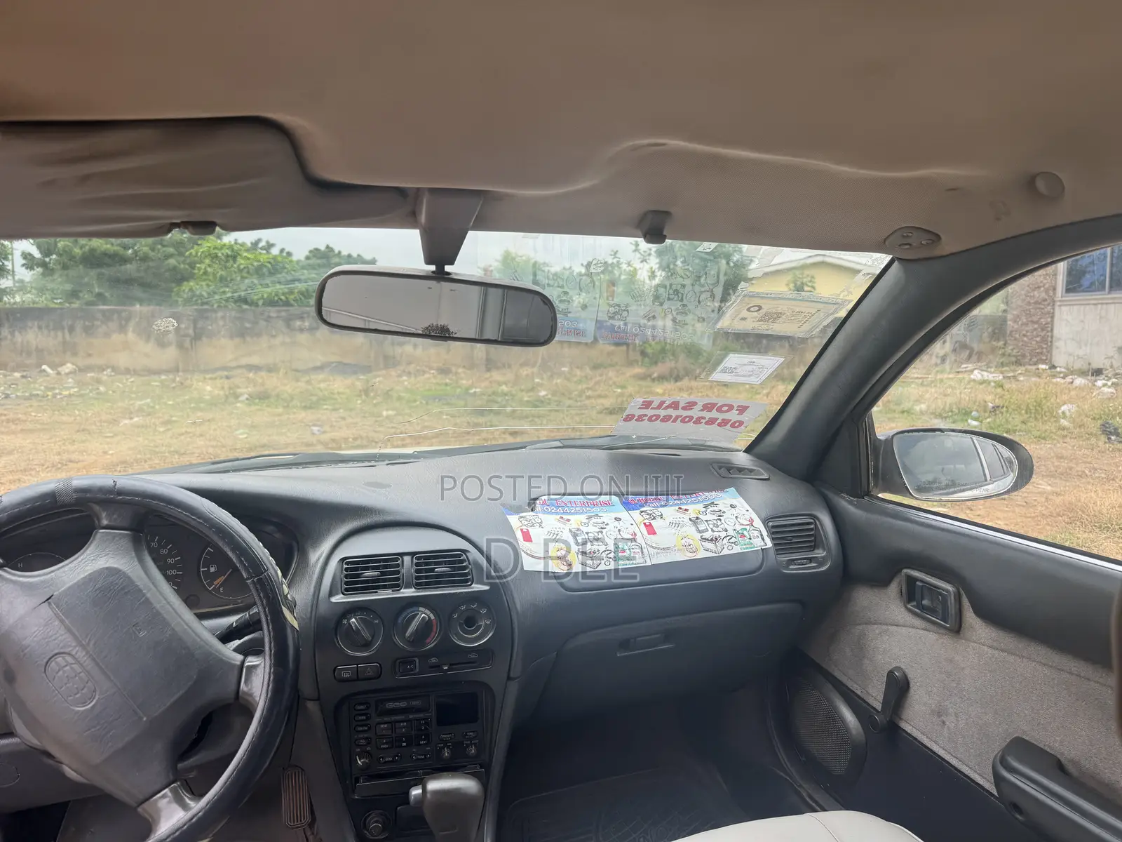 Toyota Corolla 2000 White