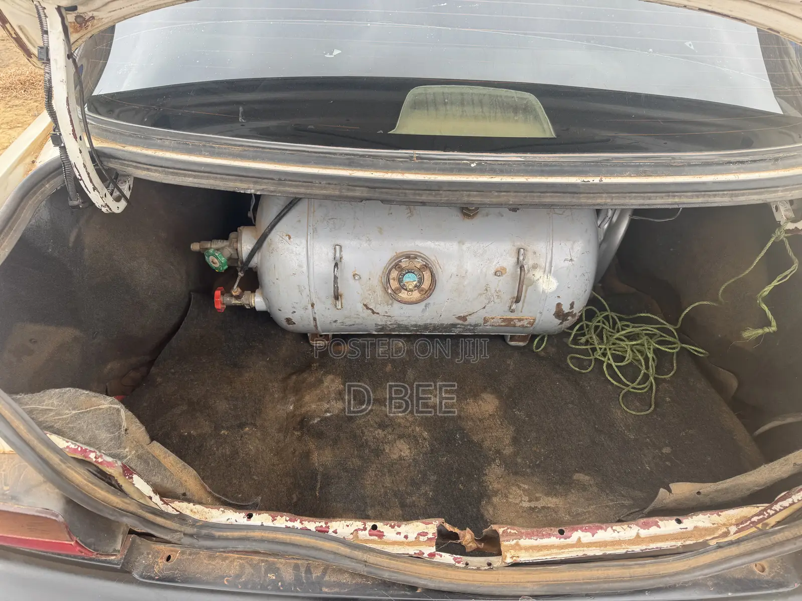 Toyota Corolla 2000 White