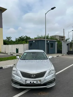 Hyundai Grandeur 2015 Silver