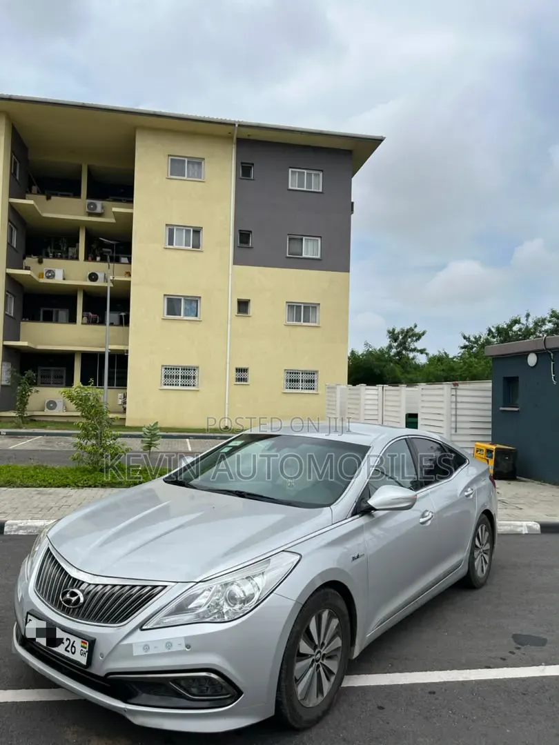 Hyundai Grandeur 2015 Silver