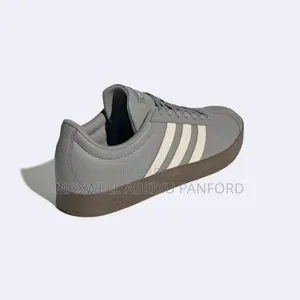 Adidas Men VL Court Base Speakers