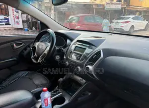 Hyundai Tucson Limited AWD 2013 Gray
