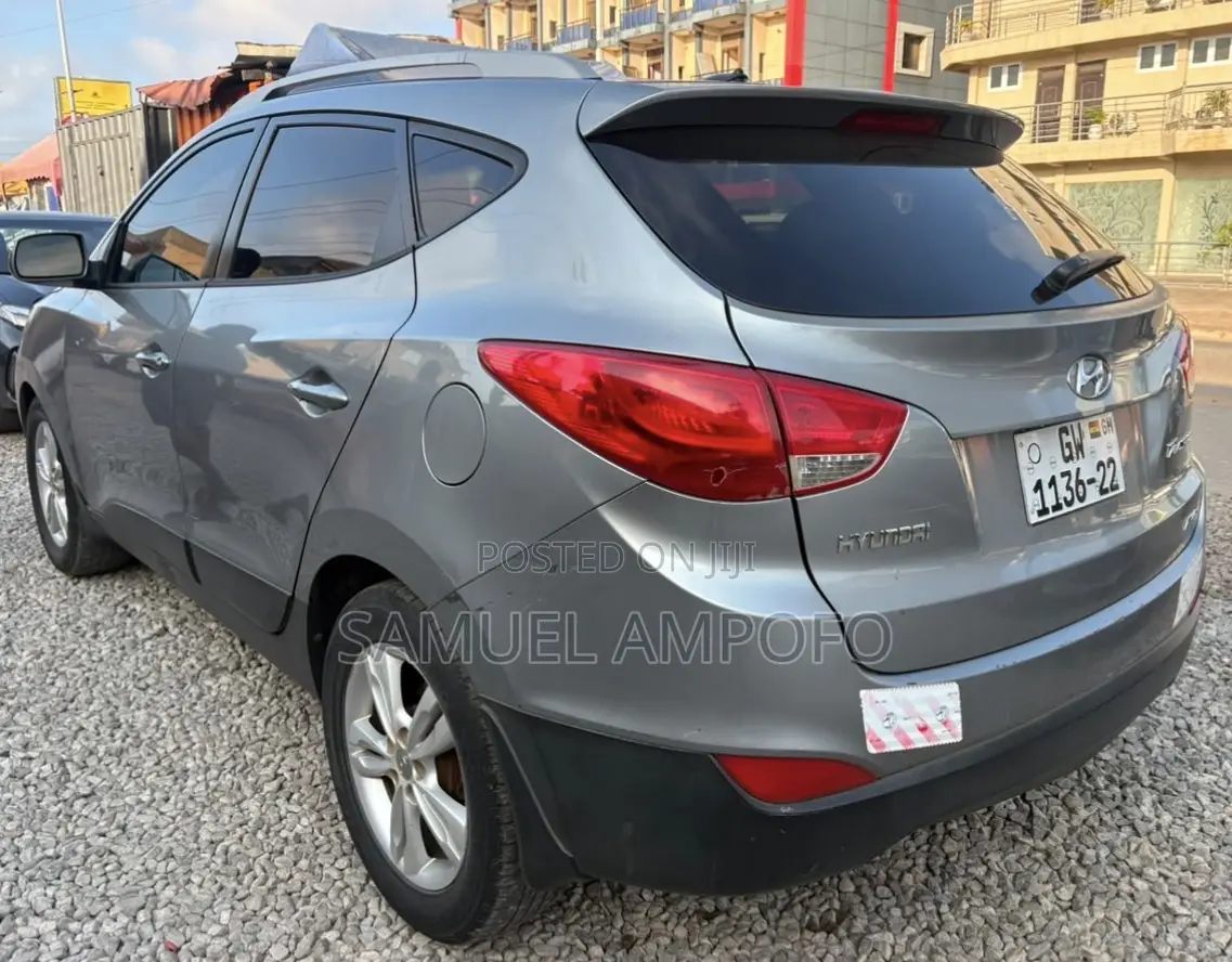 Hyundai Tucson Limited AWD 2013 Gray