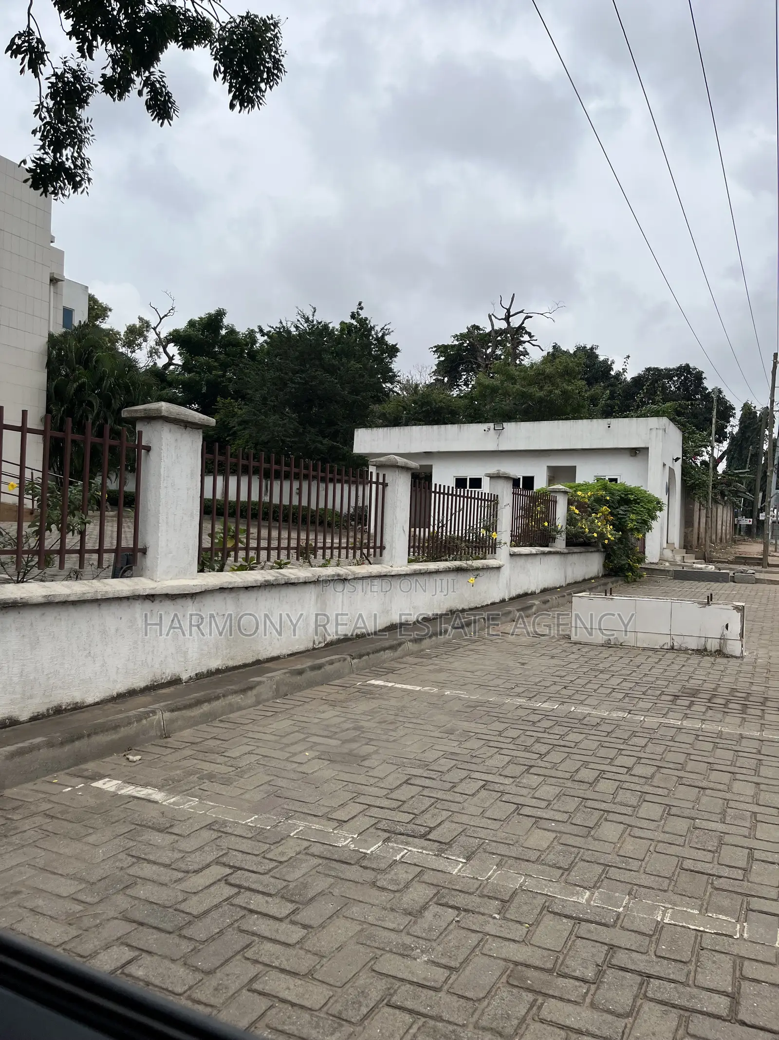 Office Complex for Sale ~Airport