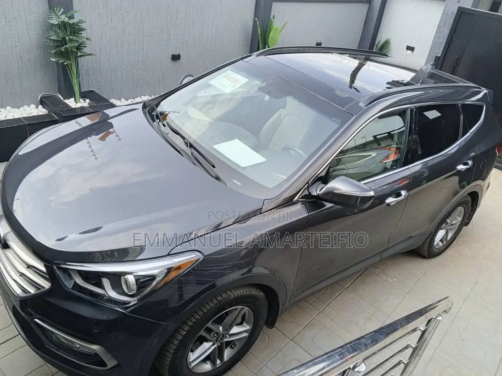 Hyundai Santa Fe 2017 Gray