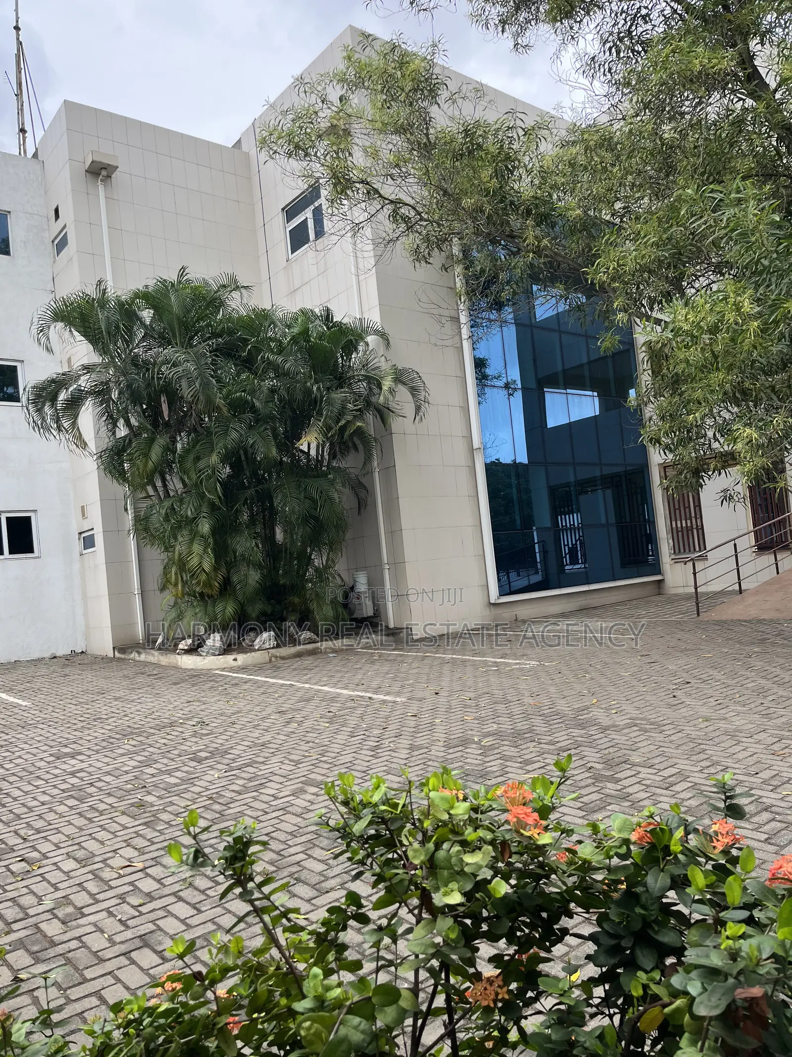 Office Complex for Sale ~Airport