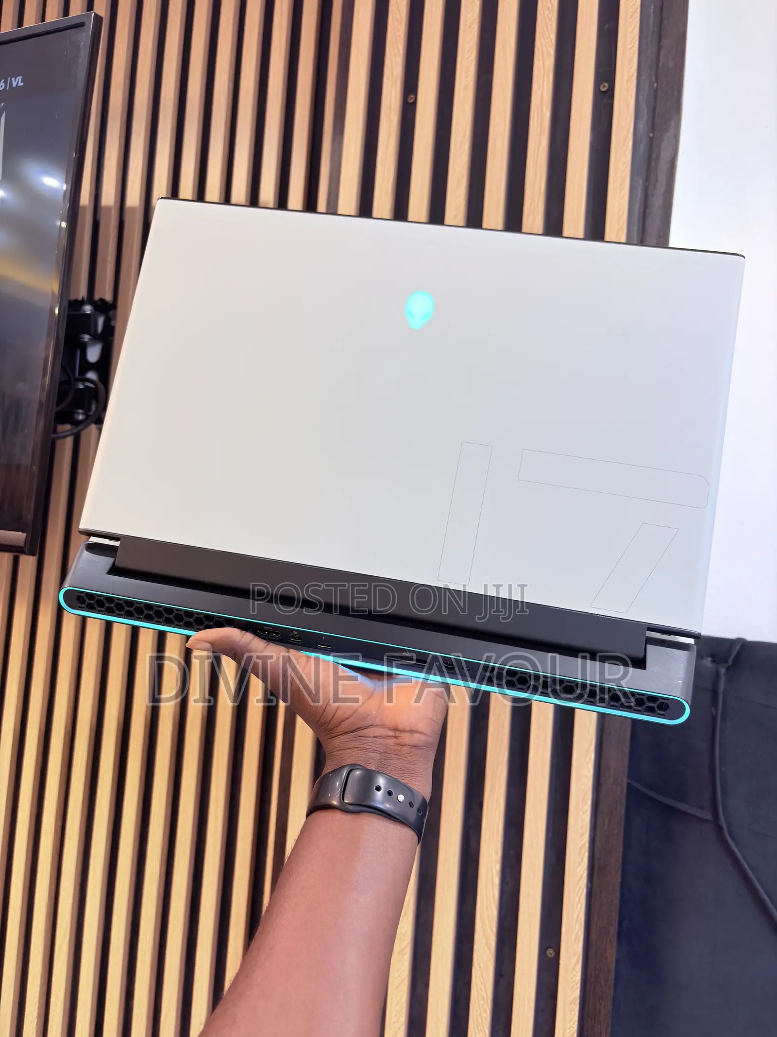 Laptop Alienware M17x R2 16GB Intel Core i7 SSD 512GB