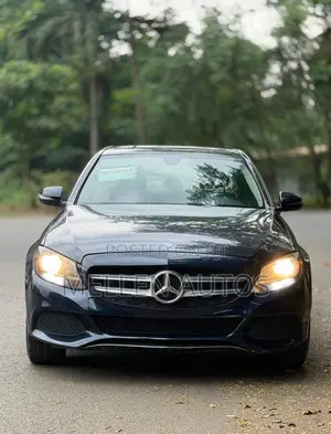 Mercedes-Benz C300 Sport 4Matic Sedan AWD (2.0L 4cyll 7A) 2016 Black