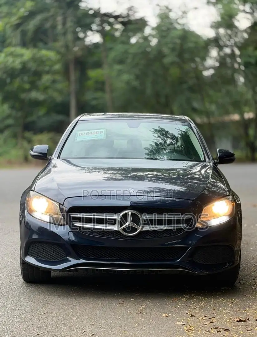 Mercedes-Benz C300 Sport 4Matic Sedan AWD (2.0L 4cyll 7A) 2016 Black
