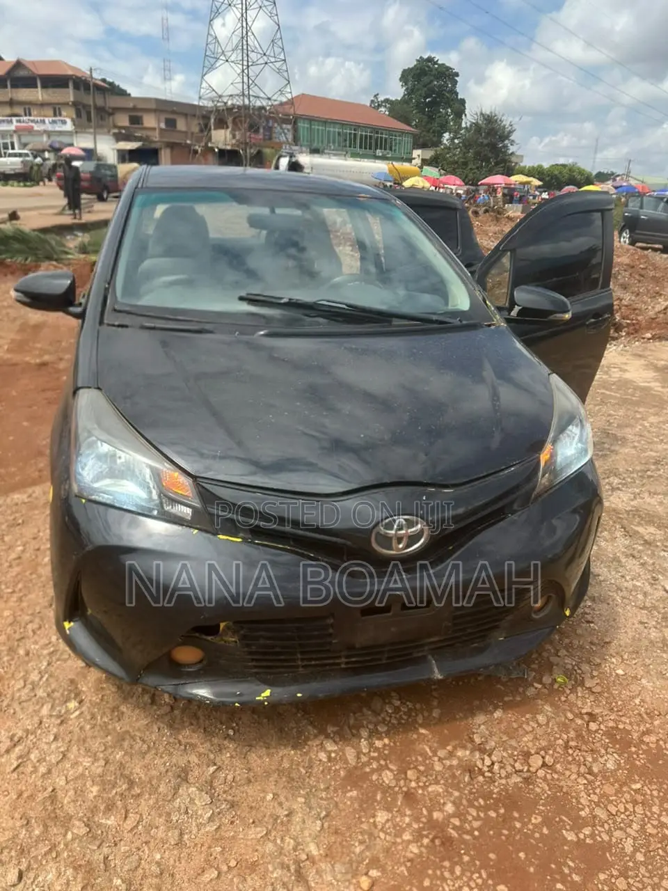 Toyota Vitz 2015 Black