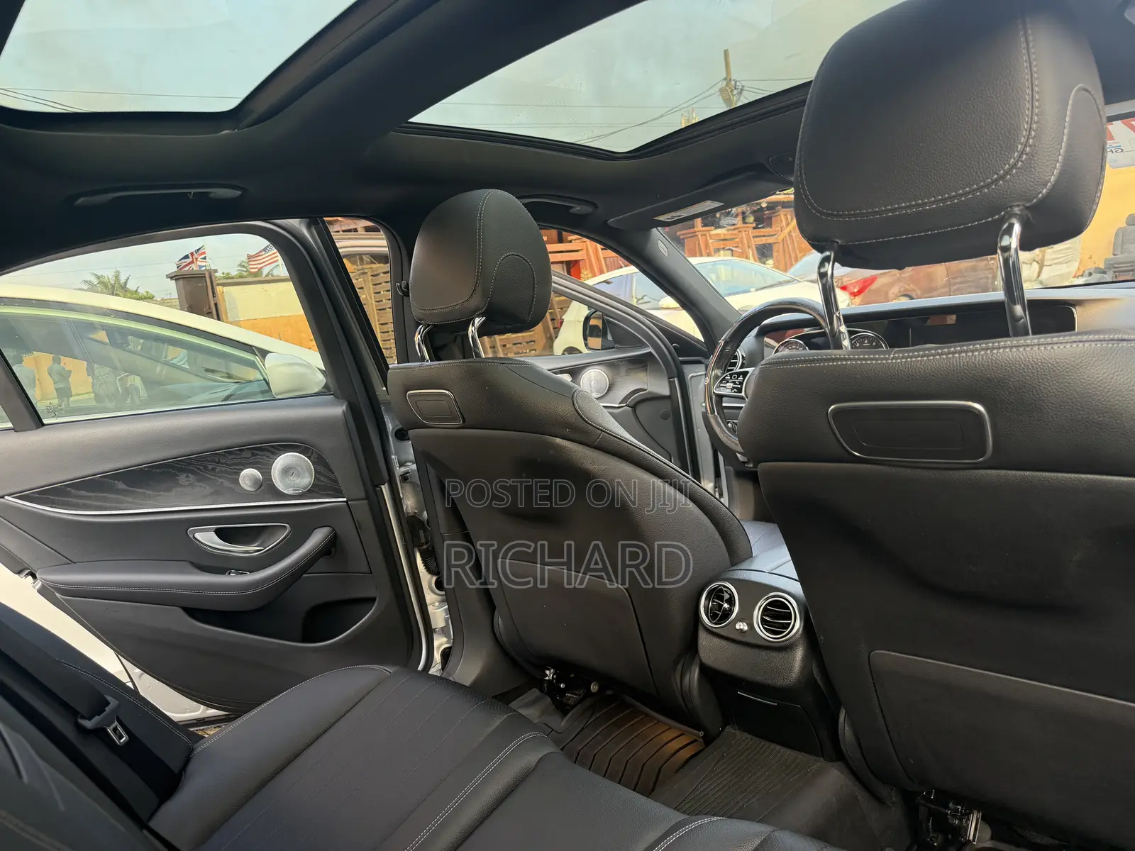 Mercedes-Benz E300 2019 Silver