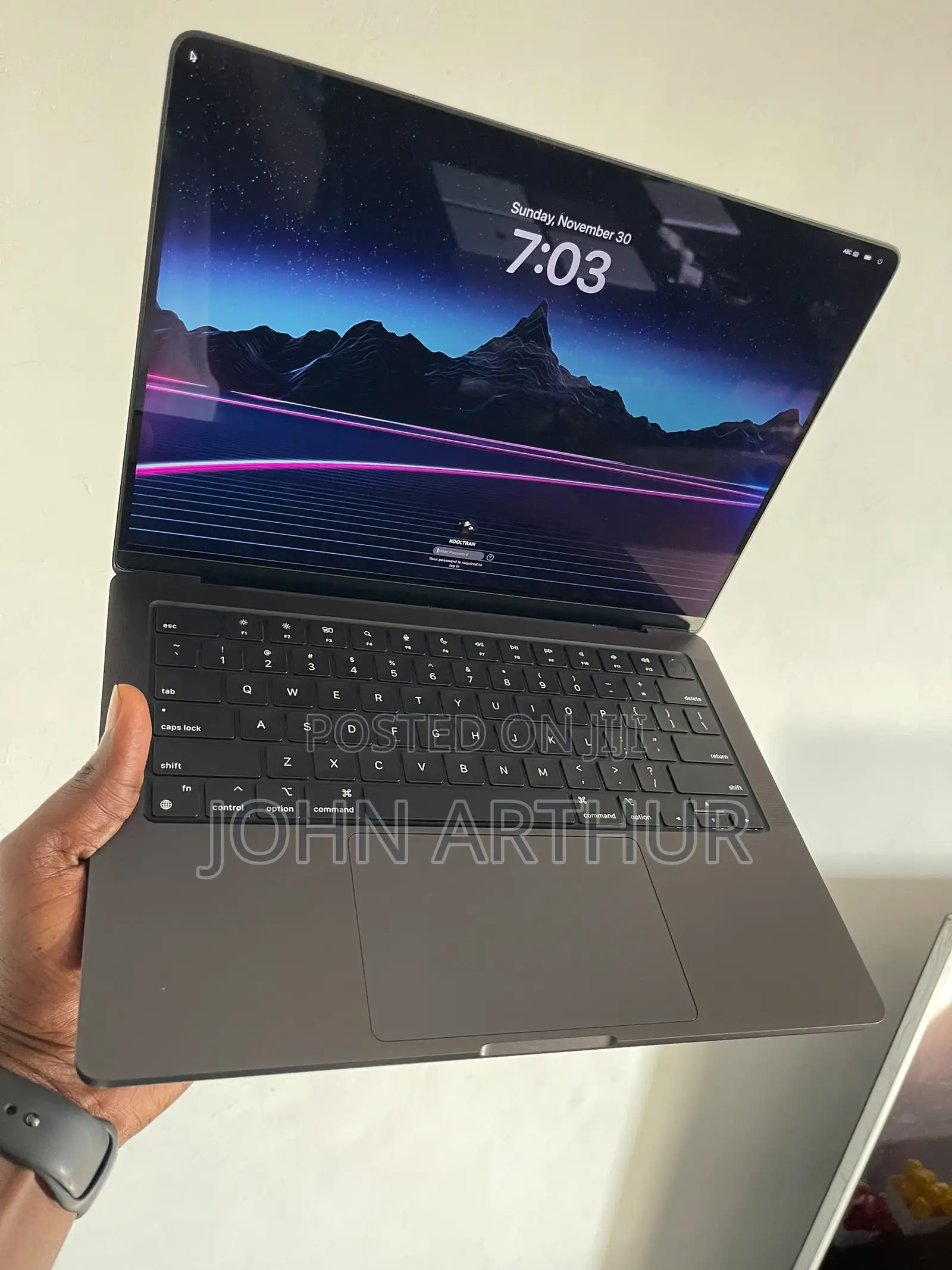 Laptop Apple MacBook Pro 2024 M4 Max 32GB Apple M4 Max SSD 1T
