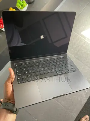 Laptop Apple MacBook Pro 2024 M4 Max 32GB Apple M4 Max SSD 1T