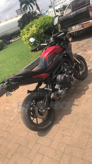 Yamaha 2019 Red