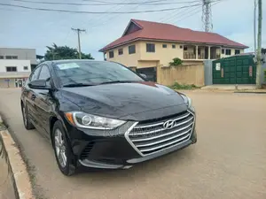 Hyundai Elantra SE Sedan FWD (2.0L 4cyl 6M) 2017 Black